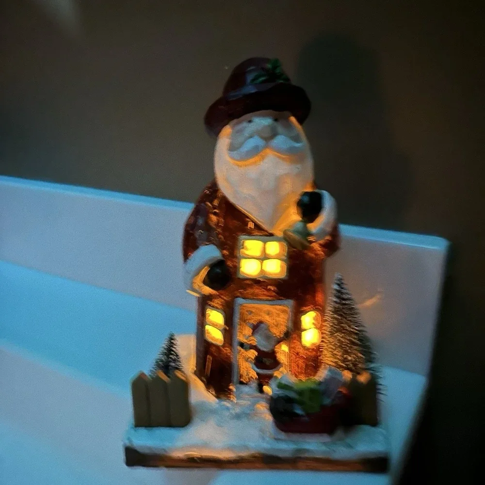VTG Light Up Resin Santa House Decor Christmas‎ 8.5